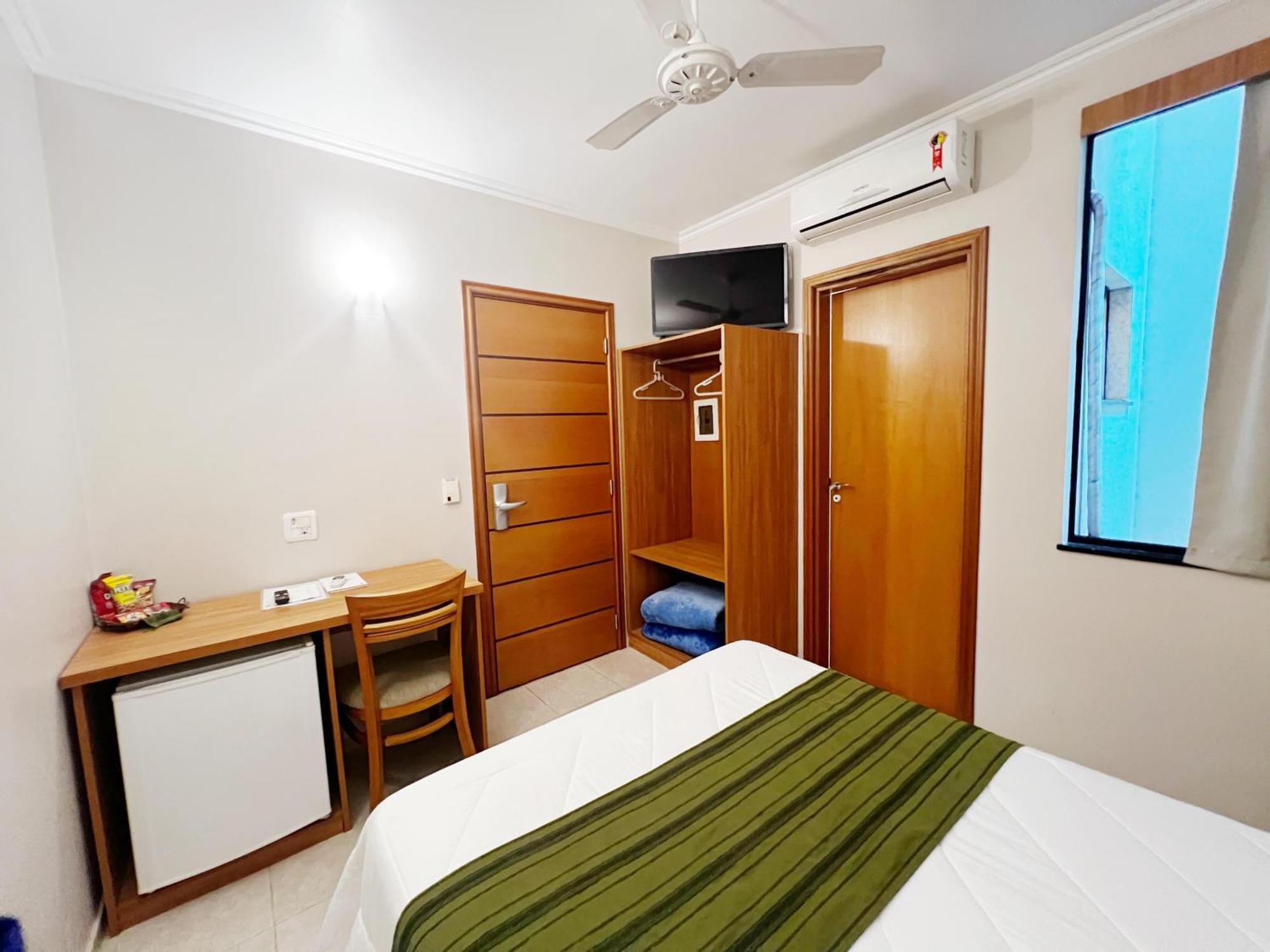 Hotel Dom Leopoldo Sao Mateus do Sul Bagian luar foto
